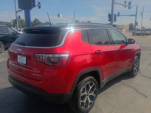 Used 2025 Jeep Compass Limited AWD/4WD image 6