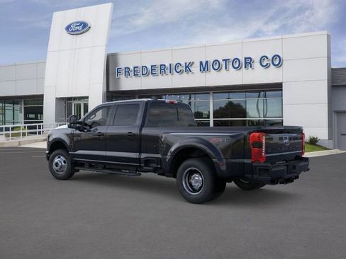 New 2026 Ford F350 4x4 Crew Cab DRW Super Duty image 4