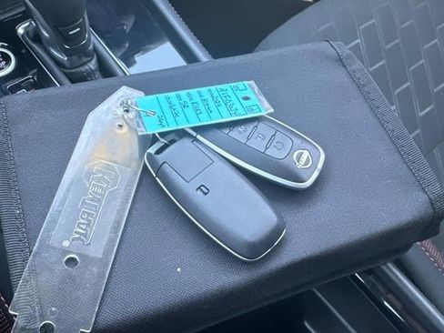 Certified 2024 Nissan Kicks SR image 6