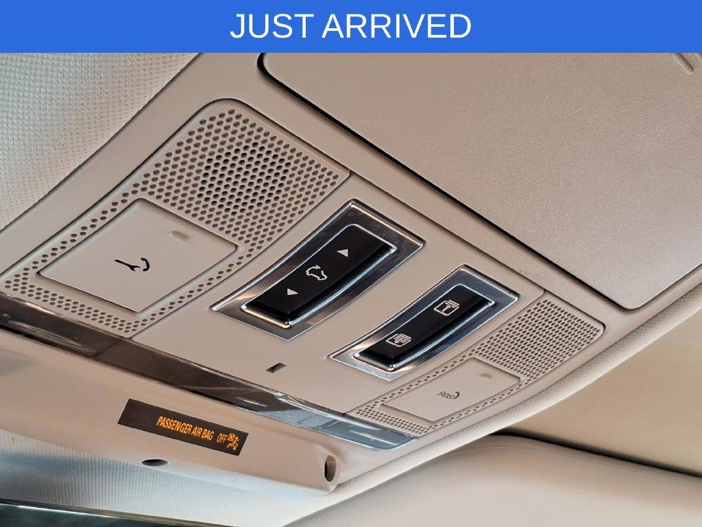 Used 2023 Land Rover Defender 110 SE AWD/4WD image 18