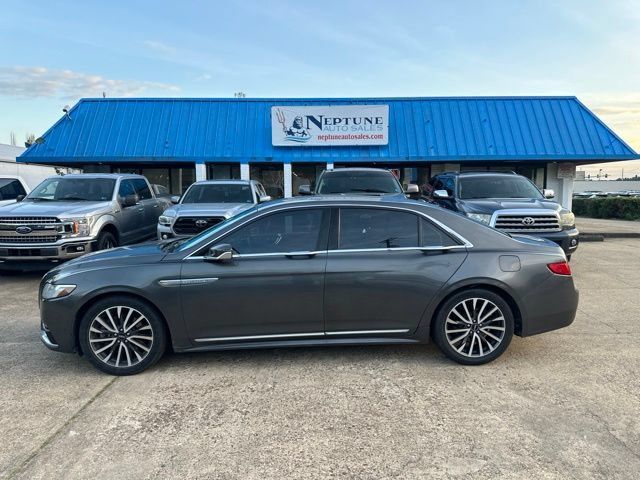 Used 2017 Lincoln Continental Select w/ Climate Package AWD/4WD image 8