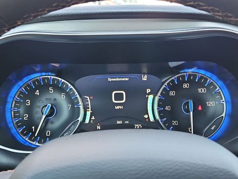 New 2026 Chrysler Pacifica Pinnacle image 32