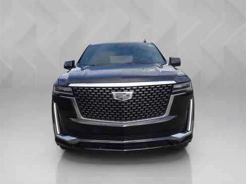 Used 2021 Cadillac Escalade Premium Luxury image 8