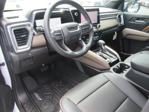 New 2026 GMC Canyon Denali AWD/4WD image 19