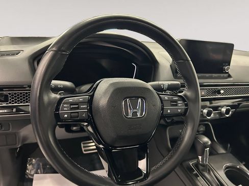 Used 2023 Honda Civic Sport image 12