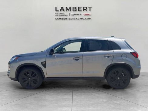 Used 2023 Mitsubishi Outlander Sport LE AWD/4WD image 2