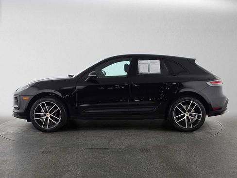 Used 2024 Porsche Macan AWD/4WD image 2