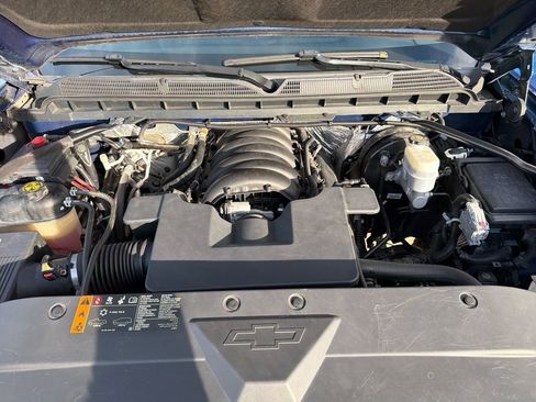 Used 2018 Chevrolet Silverado 1500 LT w/ All Star Edition image 21