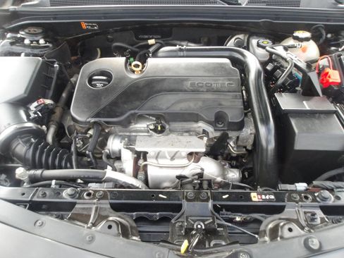 Used 2019 Chevrolet Malibu LT image 27