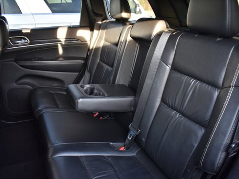 Used 2016 Jeep Grand Cherokee Limited image 30