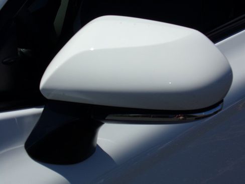 Used 2025 Toyota Camry SE FWD image 12