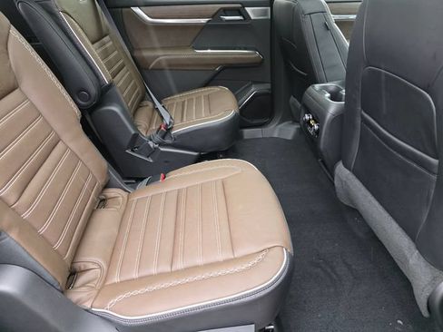 New 2026 GMC Acadia Denali Ultimate AWD/4WD image 21