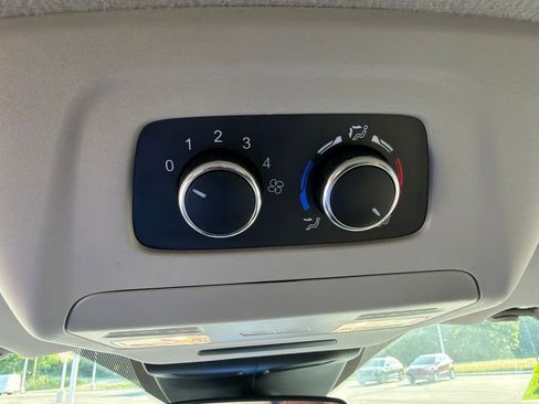 Used 2024 Ford Transit 350 XLT RWD image 18
