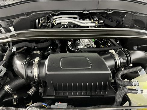 Used 2025 Ford Explorer Platinum w/ Ultimate Package image 37