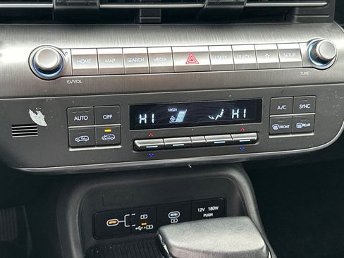 Used 2024 Hyundai Kona SEL image 24