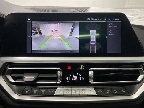 Used 2021 BMW 330e xDrive 330e xDrive w/ M Sport Package image 28