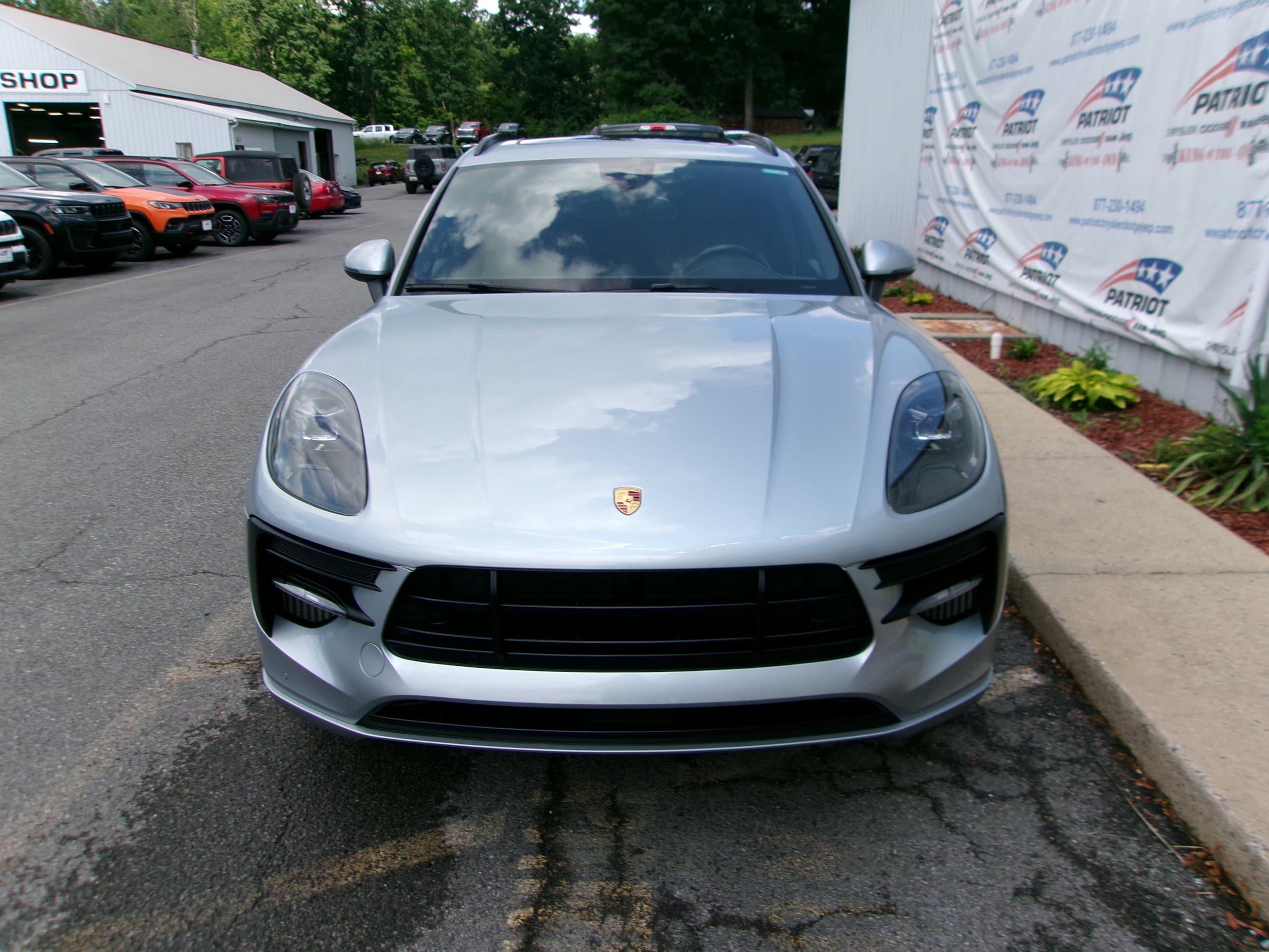 Used 2020 Porsche Macan GTS AWD/4WD image 4