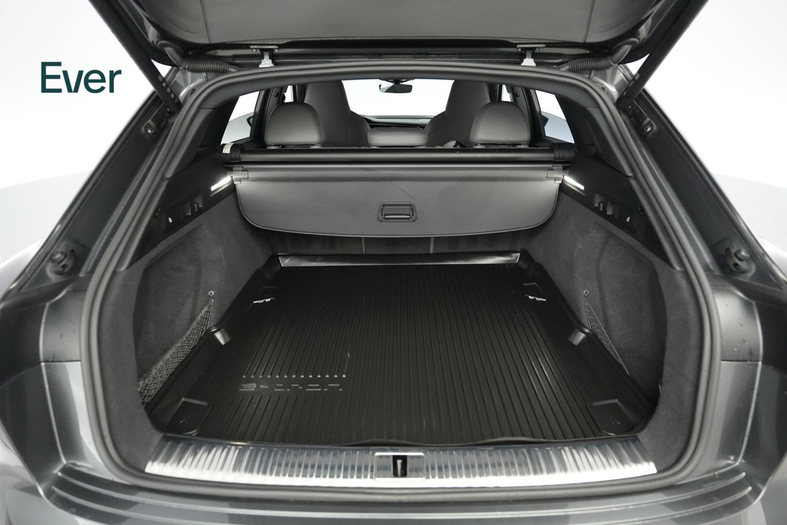 Used 2024 Audi SQ8 e-tron Premium Plus w/ Black Optic Package AWD/4WD image 8