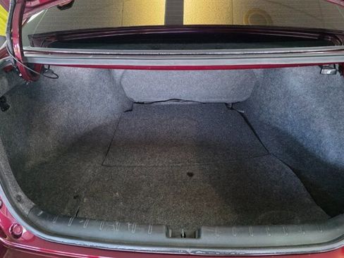 Used 2017 Honda Accord LX image 25