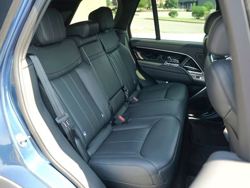 Used 2023 Land Rover Range Rover SE AWD/4WD image 38