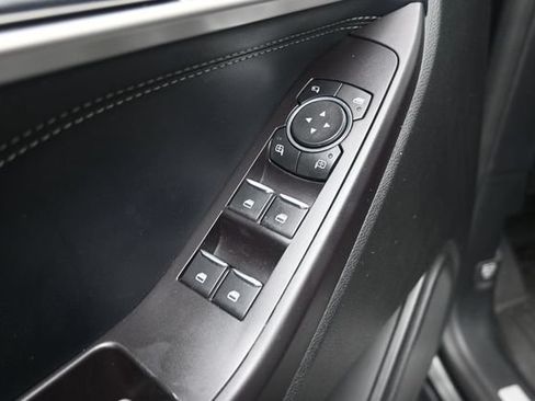 Used 2020 Ford Explorer Limited RWD image 19