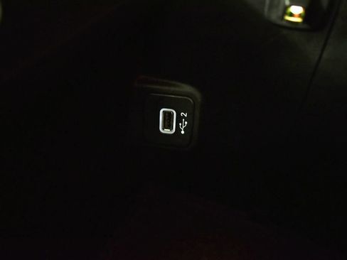 Used 2022 Jeep Wrangler Unlimited Rubicon w/ LED Lighting Group image 27