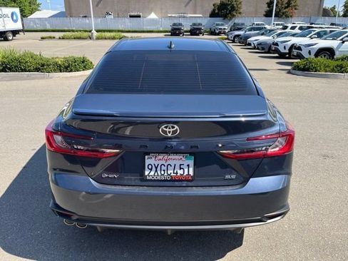 Used 2026 Toyota Camry SE w/ Convenience Package FWD image 6