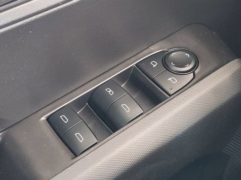 Used 2026 Chevrolet Colorado LT RWD image 21