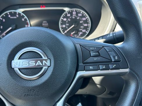 Used 2024 Nissan Sentra SV FWD image 17