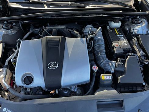 Used 2021 Lexus ES 350 w/ Premium Package image 9