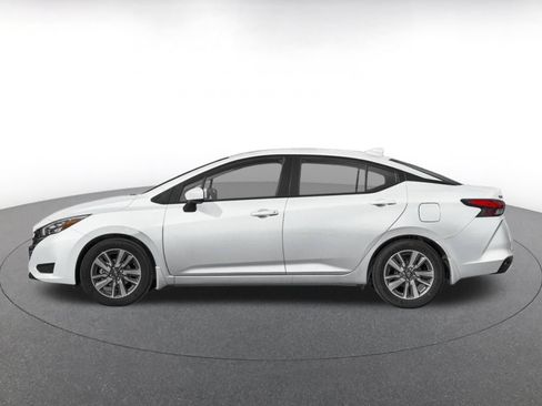 Used 2025 Nissan Versa SV FWD image 3
