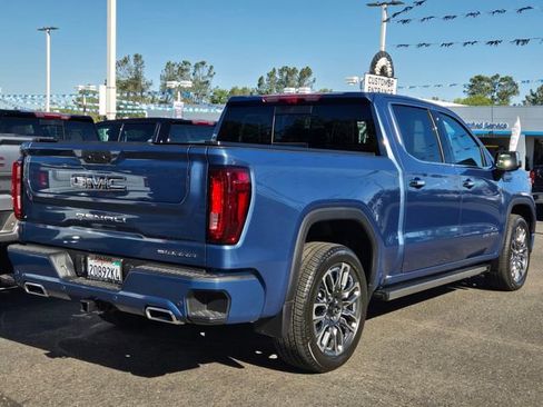 Used 2026 GMC Sierra 1500 Denali Ultimate AWD/4WD image 4