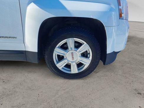 Used 2015 GMC Terrain SLE image 11