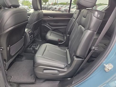 New 2026 Jeep Grand Cherokee L Limited AWD/4WD image 7