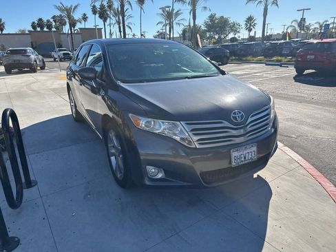Used 2010 Toyota Venza AWD image 31