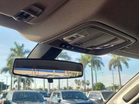 Used 2021 GMC Sierra 1500 Elevation image 18