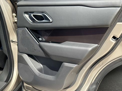 Used 2026 Land Rover Range Rover Velar Dynamic SE image 26