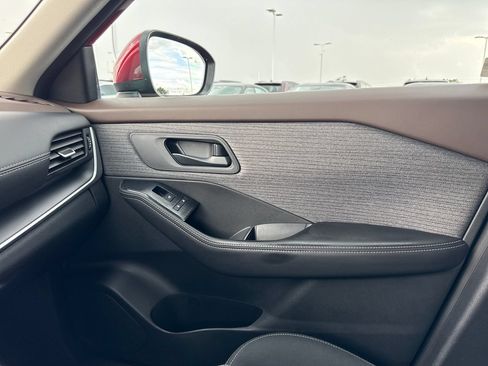Used 2021 Nissan Rogue S FWD image 22