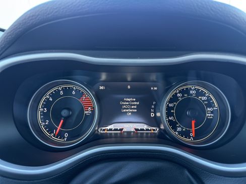 Used 2016 Jeep Cherokee Trailhawk w/ Comfort/Convenience Group image 22