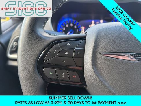 Used 2022 Chrysler Pacifica Touring FWD image 12