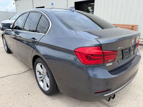 Used 2018 BMW 330i xDrive Sedan w/ Convenience Package AWD/4WD image 3
