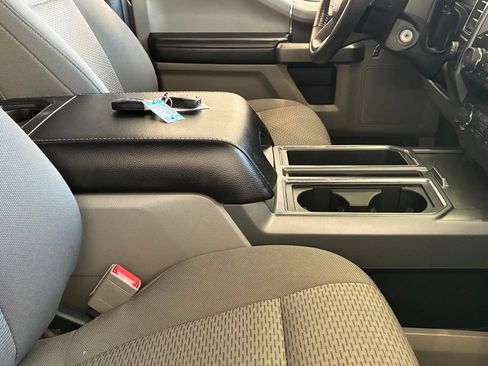 Used 2020 Ford F150 XLT w/ Equipment Group 302A Luxury AWD/4WD image 43