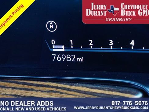 Used 2023 Cadillac Escalade Premium Luxury w/ LPO, Radiant Package AWD/4WD image 10