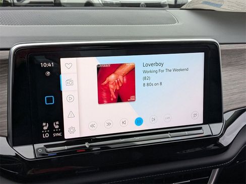 New 2025 Volkswagen Atlas SEL image 14