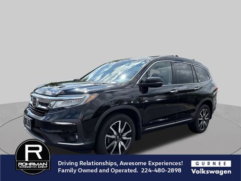 Used 2019 Honda Pilot Touring image 1