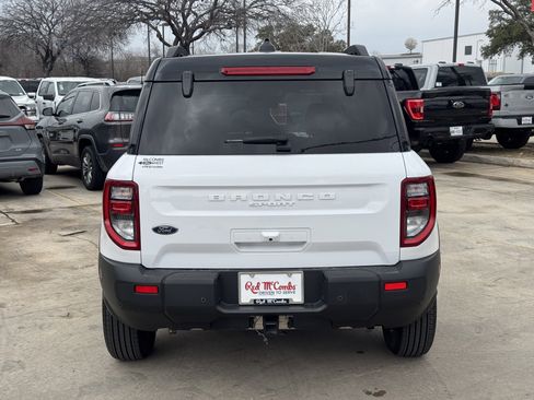 Used 2025 Ford Bronco Sport Outer Banks image 7