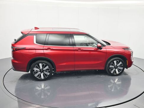 Used 2025 Mitsubishi Outlander SEL FWD image 34