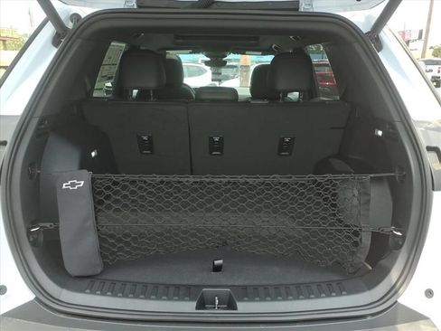 New 2027 Chevrolet Equinox RS w/ Safety and Technology Package FWD image 15