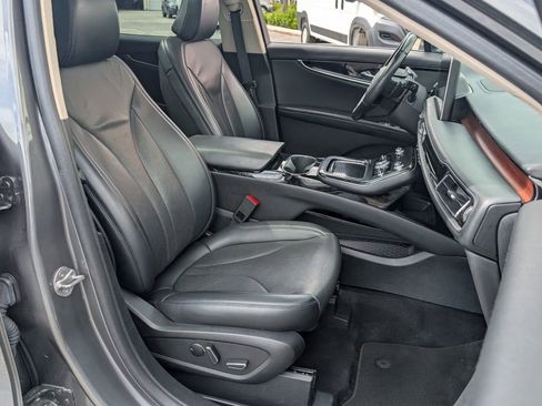 Used 2023 Lincoln Nautilus Reserve w/ Monochromatic Package image 18