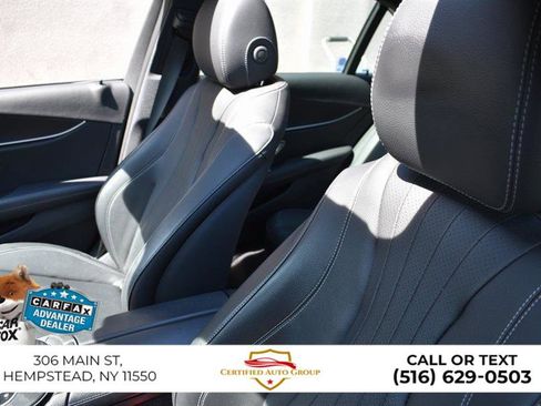 Used 2023 Mercedes-Benz E 350 4MATIC Sedan image 9